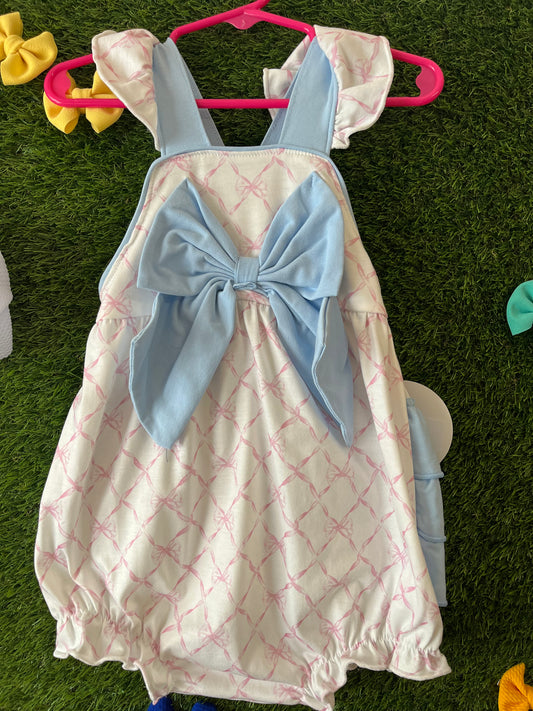Pink & blue bow bubble